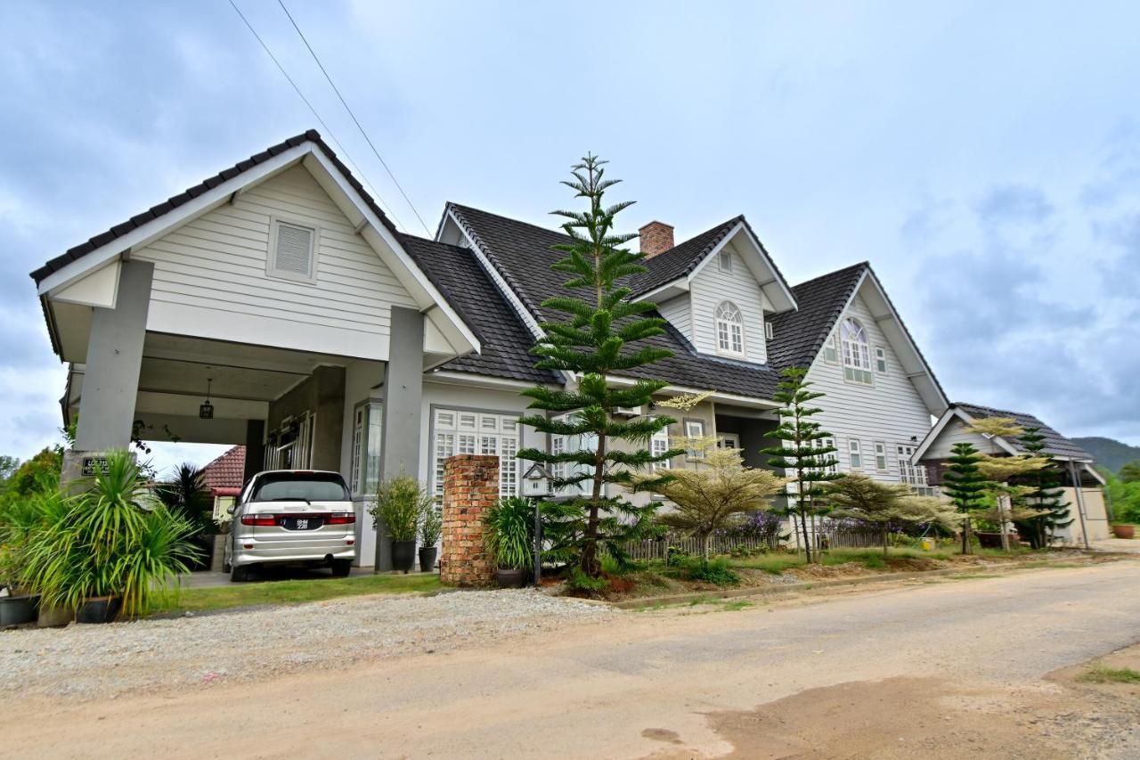 D'Ja Smoke Homestay Kampong Wakaf Tengah Exterior foto